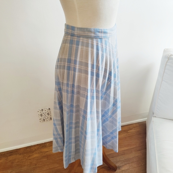 Vintage Plaid Skirt / Skinny Pleats / Baby Blue / Size Small - Picture 3 of 5